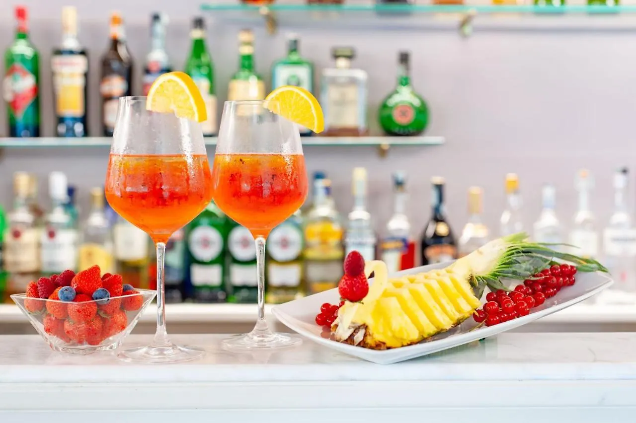 Hotel Atlantico Forte dei Marmi Italy