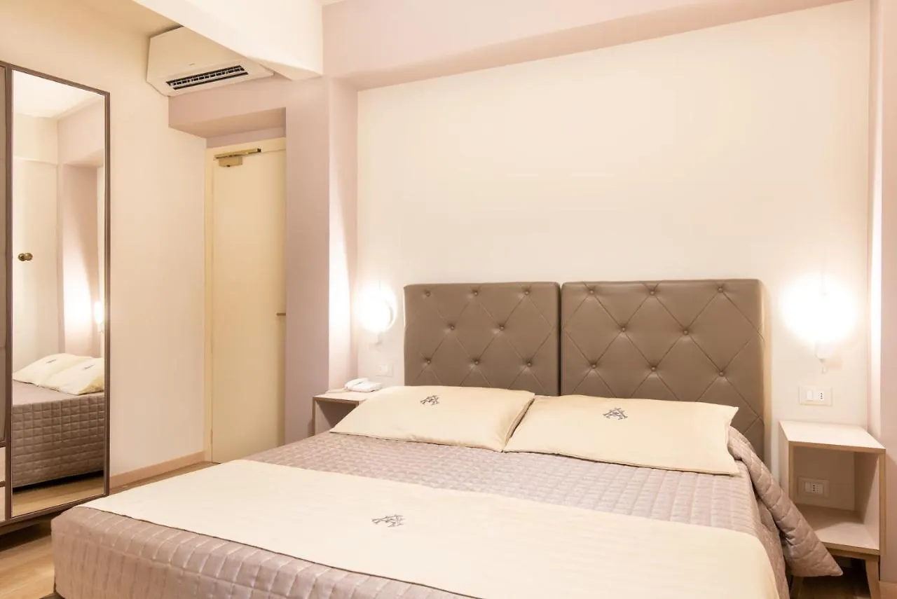 Hotel Atlantico Forte dei Marmi 4*,